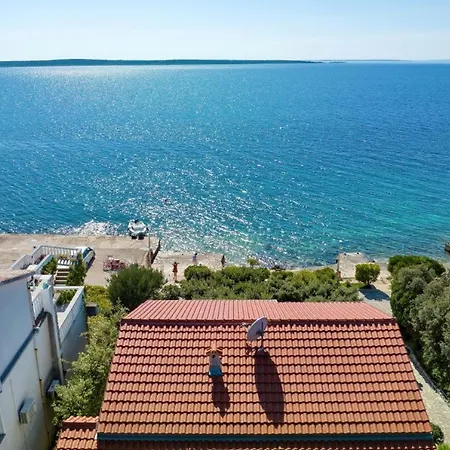 Anzulet Διαμέρισμα *